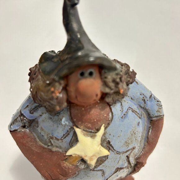Vintage Sara Meadows Balloon People Pottery Signed wizard holding a star wand - Picture 6 of 11